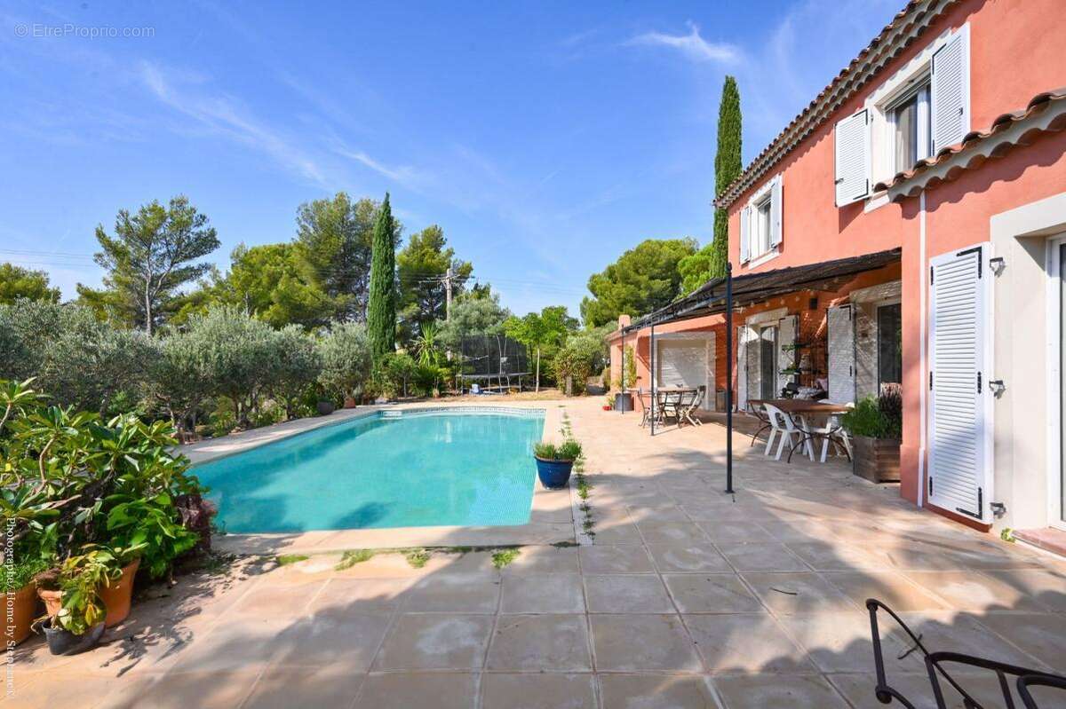 Maison à LA CADIERE-D'AZUR