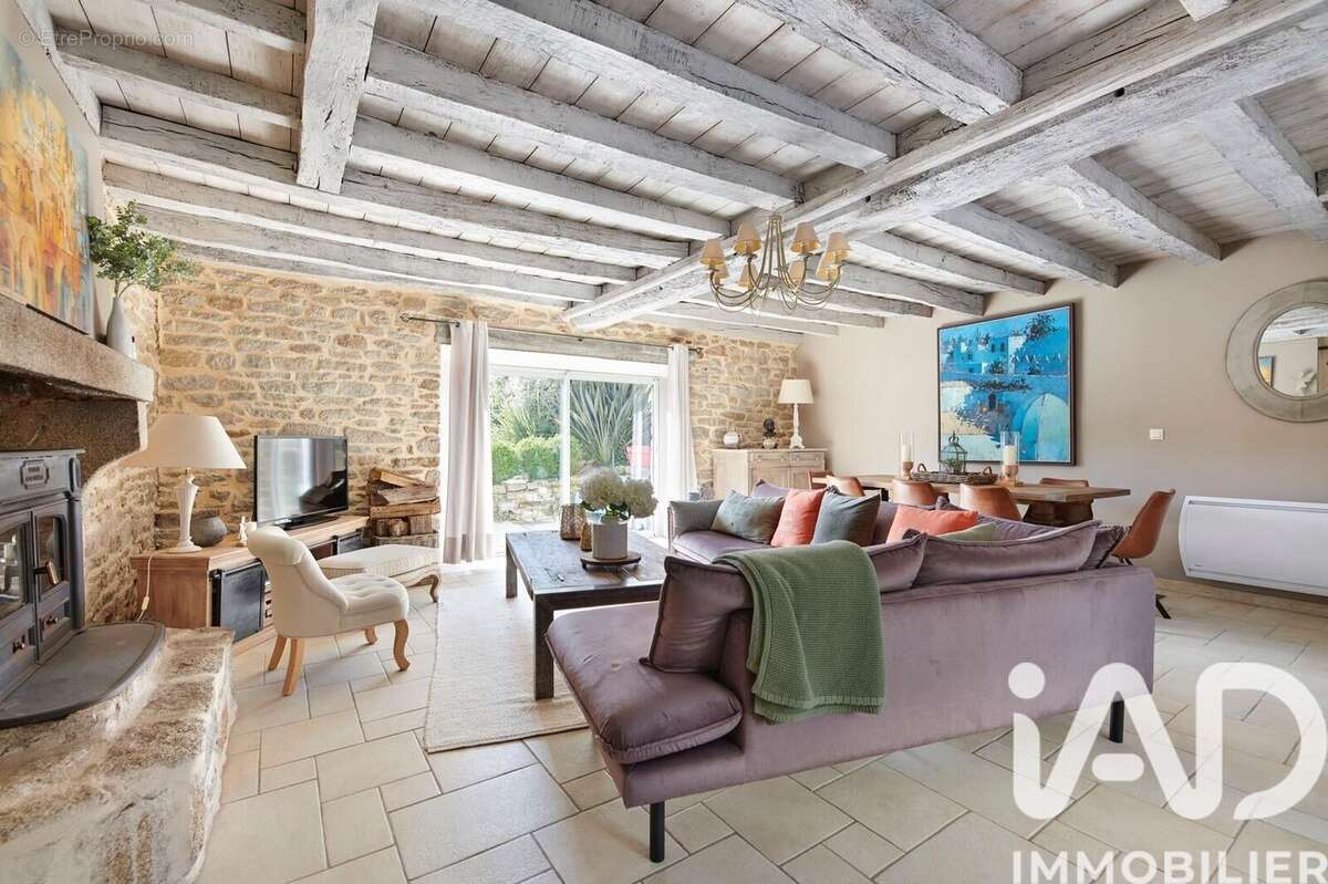 Maison 175 m² à Le Temple-De-Bretagne  - photo 7