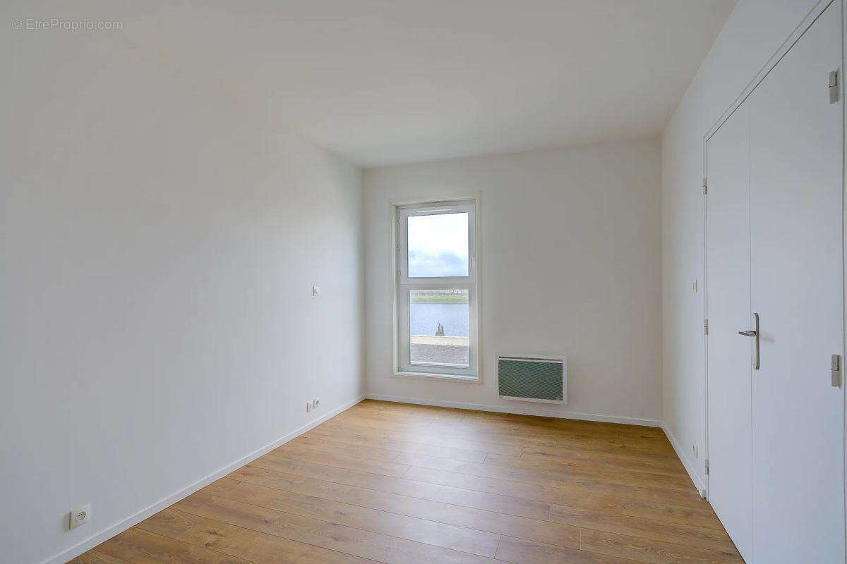 Appartement à VOISINS-LE-BRETONNEUX