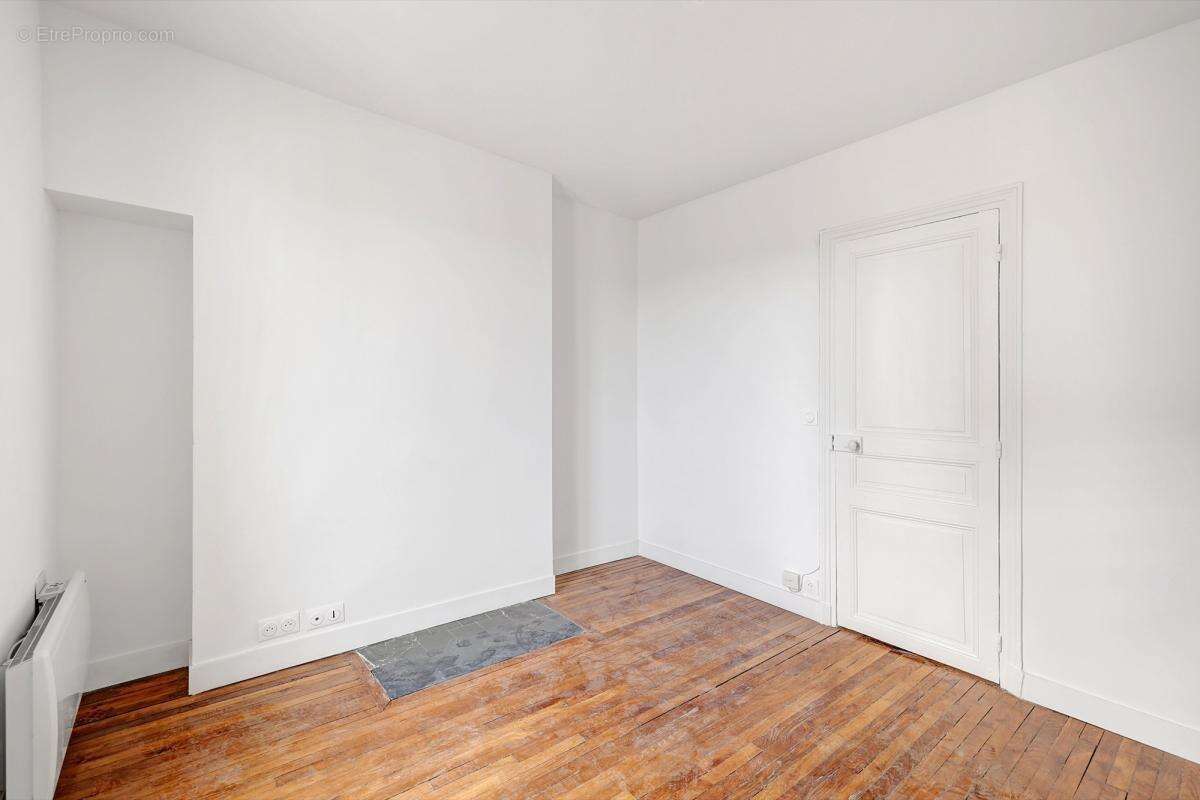 Appartement à PARIS-20E