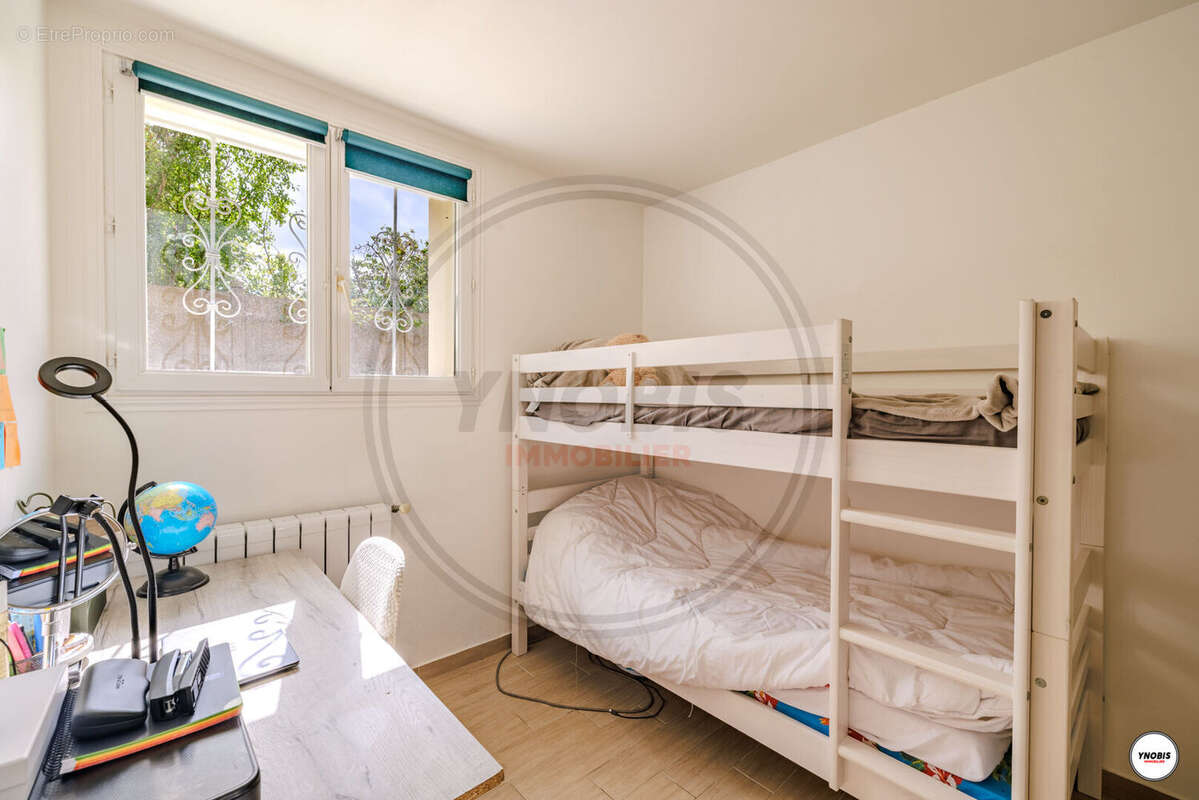 Maison à LES MUREAUX