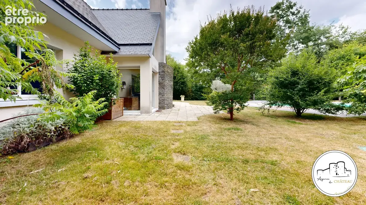 Maison 186m2 avec piscine et garage - Les Garennes sur Loire - photo 16