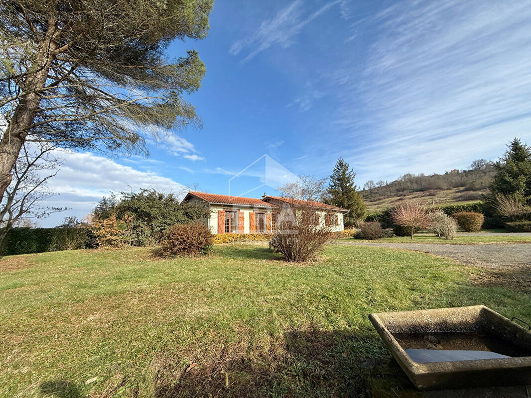 Maison à CAZAUX-VILLECOMTAL
