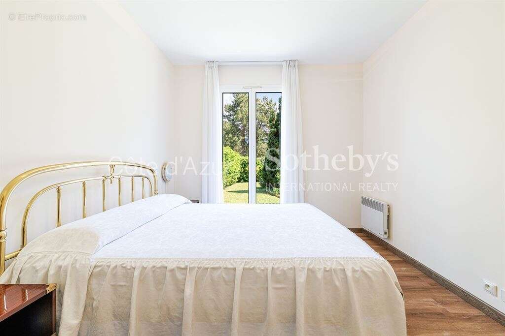 Maison à VILLENEUVE-LOUBET