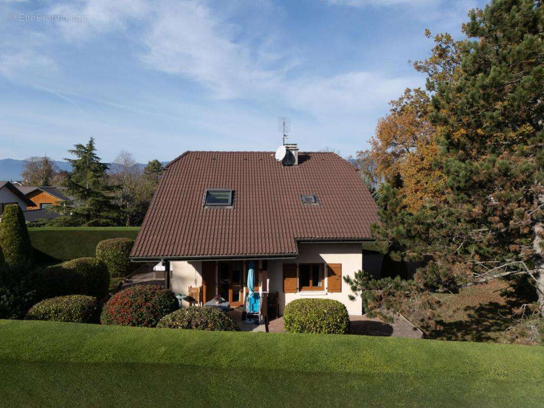 Maison à CHENS-SUR-LEMAN