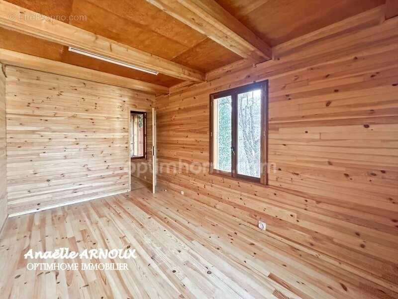 Chalet bois à fort potentiel à rénover au coeur du village d'Orcières - photo 13
