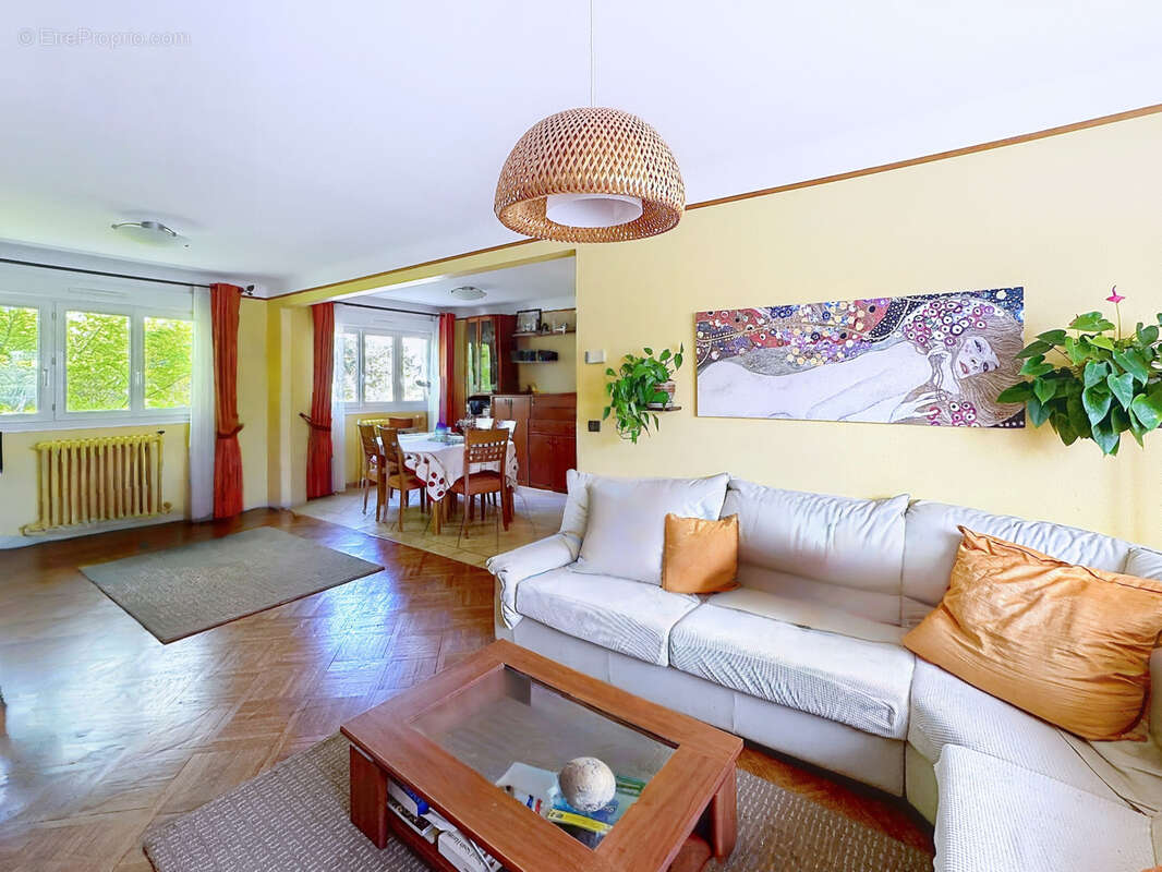 Maison à NOISY-LE-GRAND