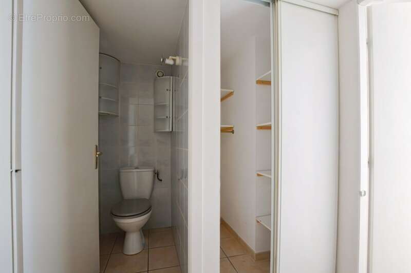 Maison à SAINT-NAZAIRE-DE-LADAREZ