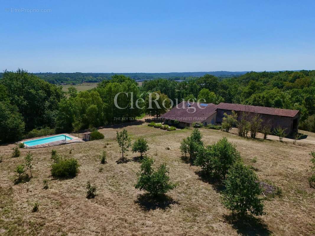 Proche Marmande - Propriété de caractère avec 4,5 hectares, piscine et dépendance - photo 21