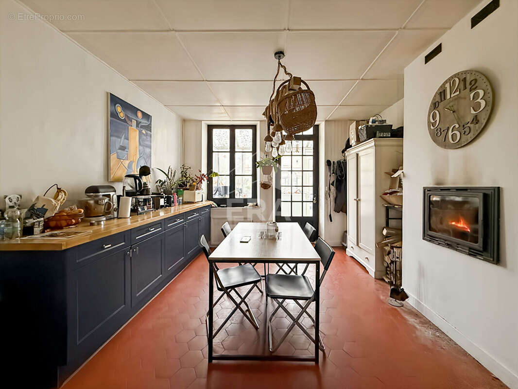 Maison à PARAY-DOUAVILLE