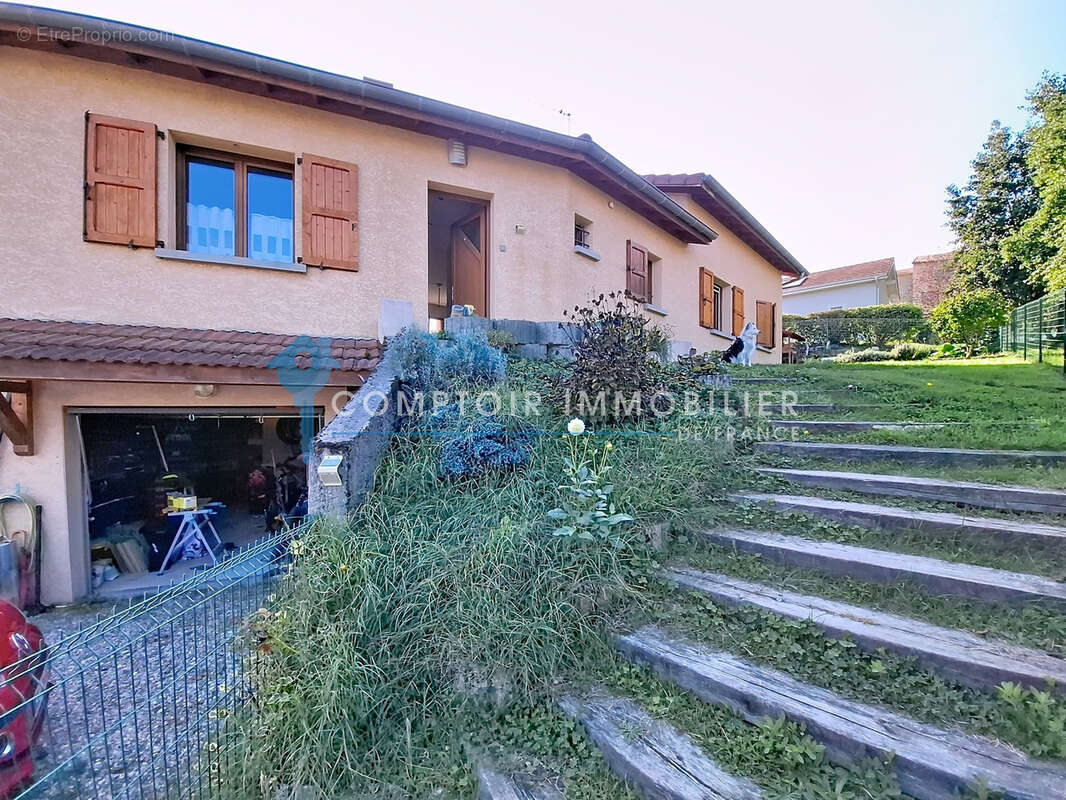 Maison à TULLINS