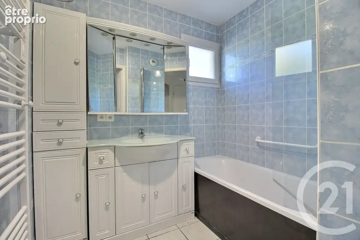 Appartement 76 m² à Thonon-Les-Bains  - photo 5
