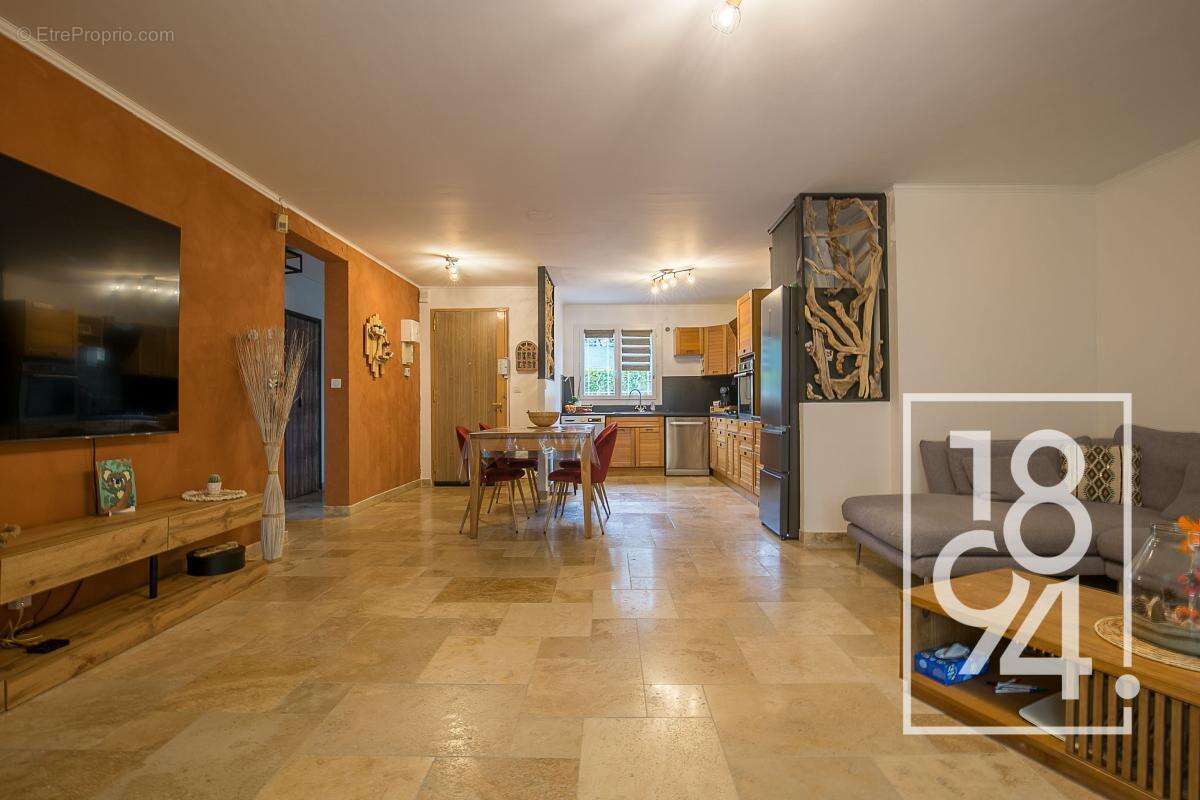 Appartement à SEPTEMES-LES-VALLONS