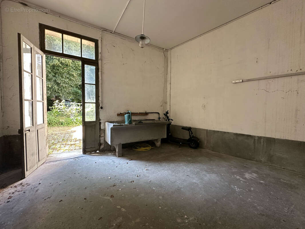 Reims - lot de 3 appartements loues - cours langlet / royale - photo 11