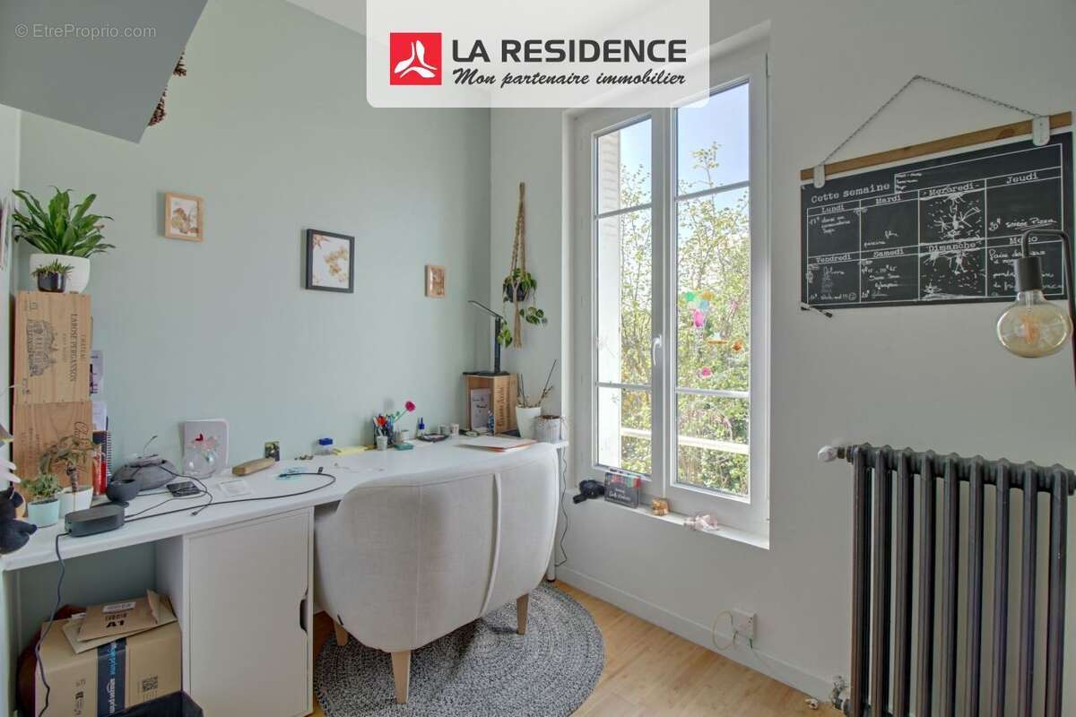 Maison 110 m² à Poissy  - photo 7