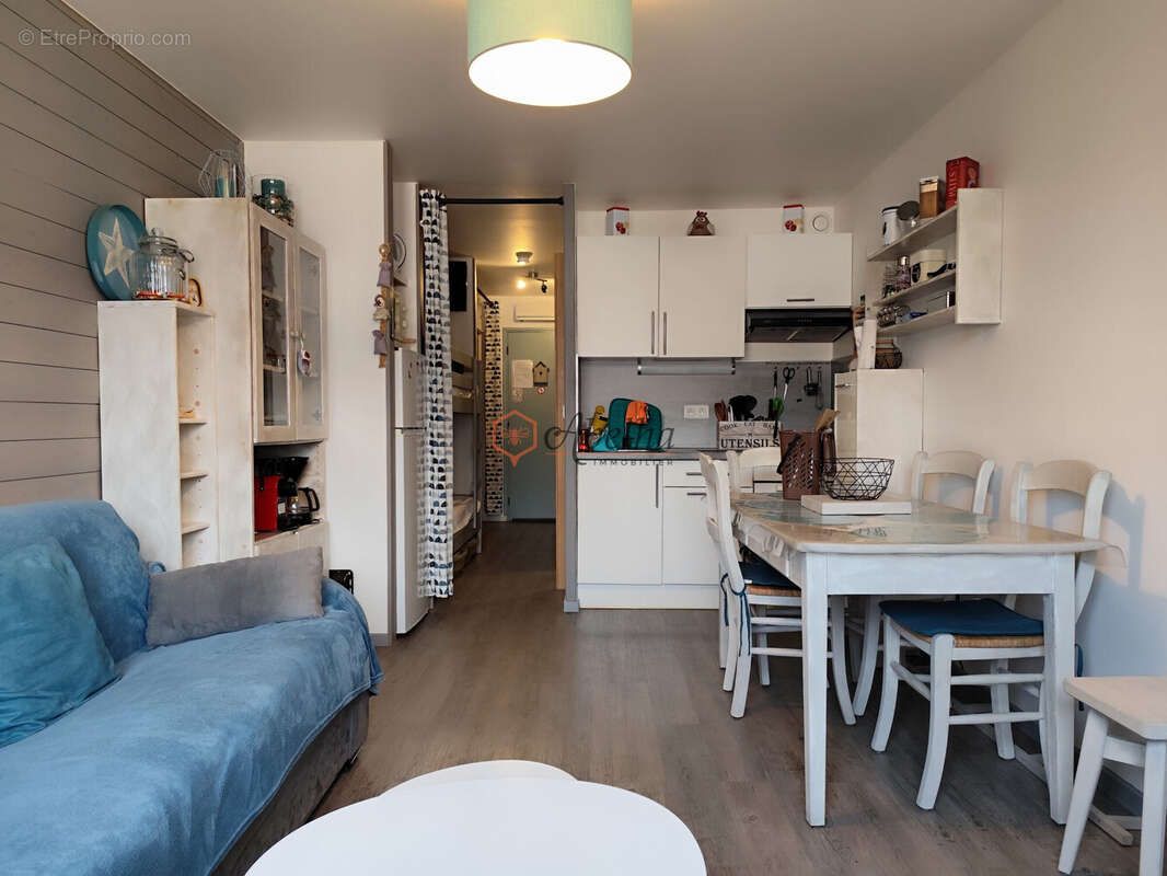 Appartement à SAINT-LEGER-LES-MELEZES