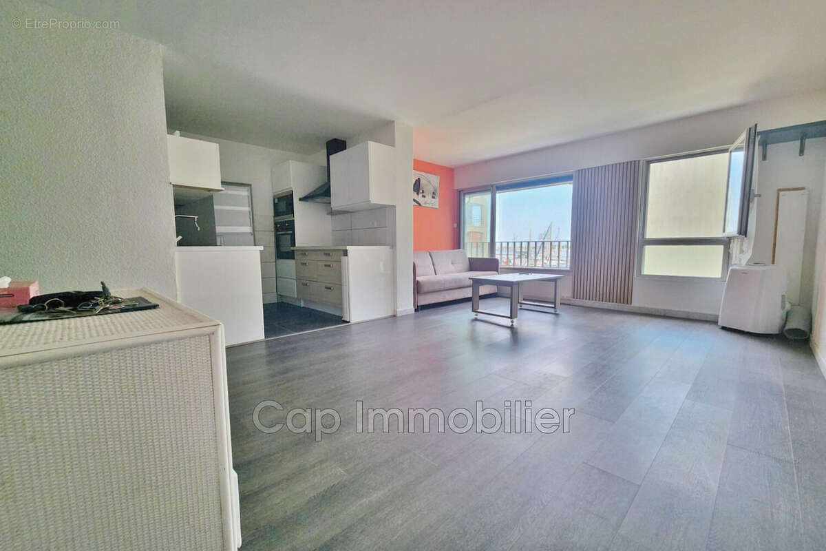 Appartement 43 m² à Agde  - photo 3