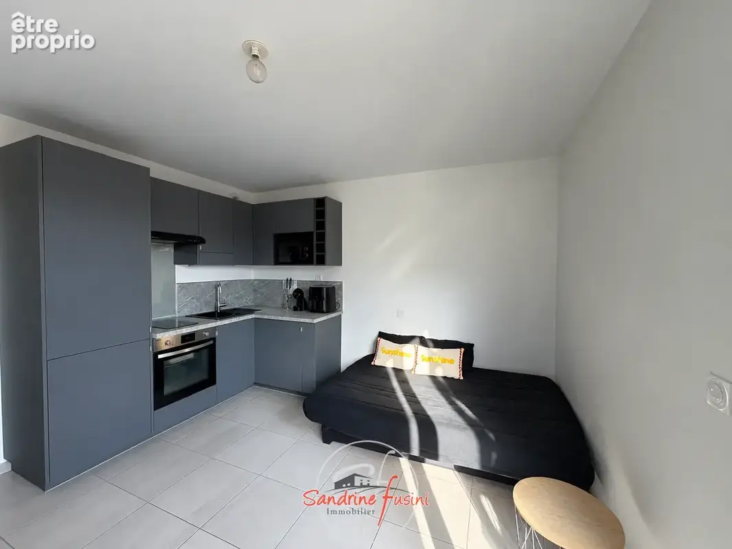 Beau studio proche de toutes commodites avec parking en sous-sol - photo 3