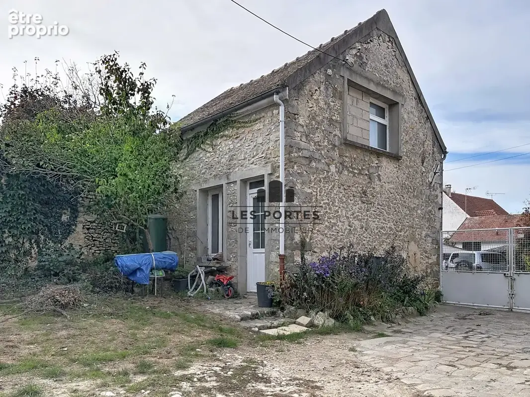 MAISON 6 PIECES 119m² env + dépendances DANNEMOIS (91490) - photo 3