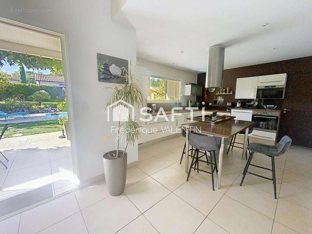 Photo 6 - Maison à LAVALETTE