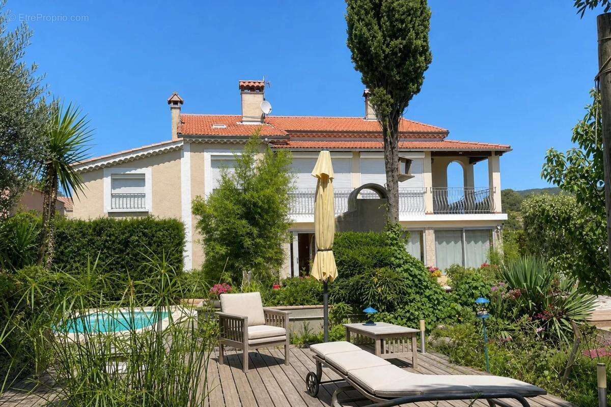 Maison à SAVASSE
