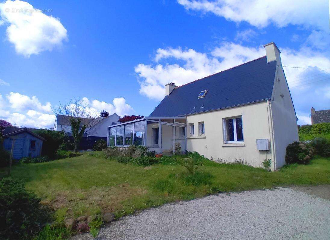 Maison à PLOUGASNOU