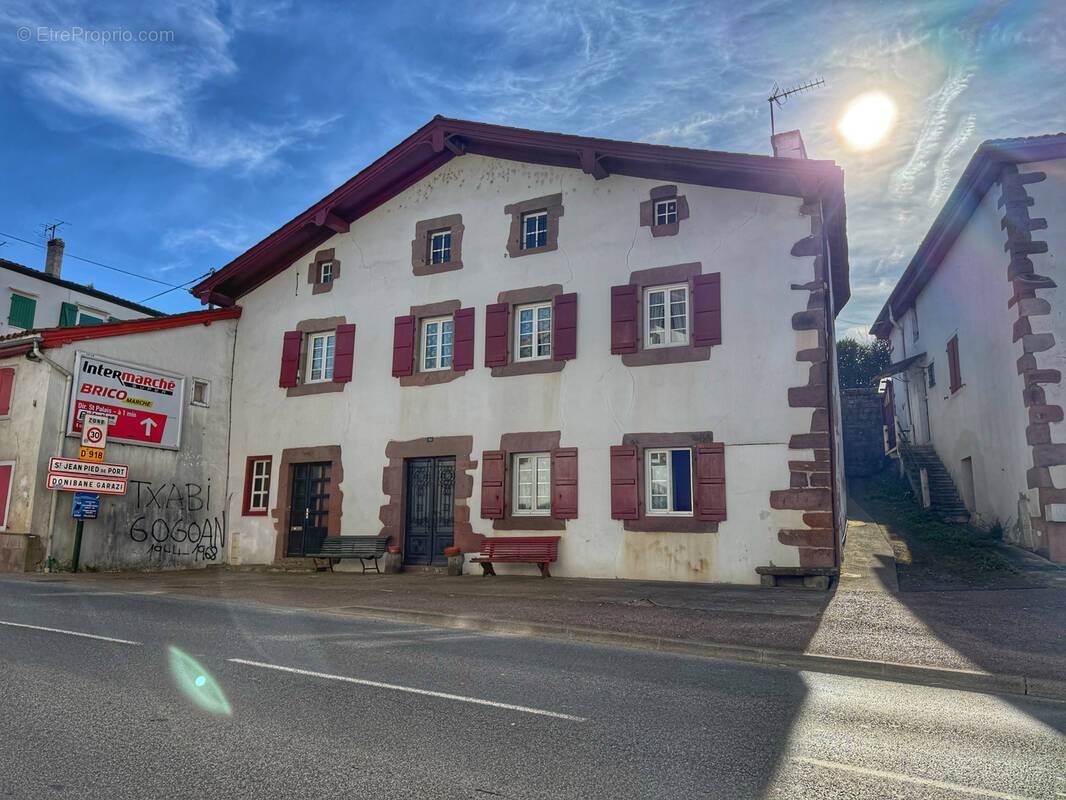 Maison à SAINT-JEAN-PIED-DE-PORT