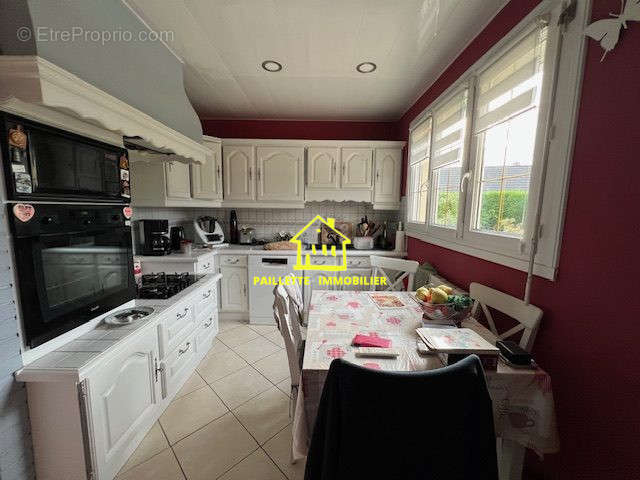 Maison à SAINT-NICOLAS-DE-LA-TAILLE