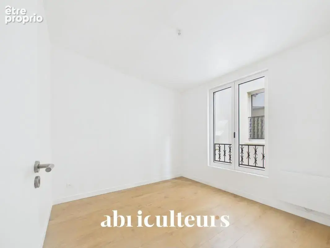 Beau duplex "esprit maison" rénové et confortable au cœur du 18ᵉ arrondissement - photo 8