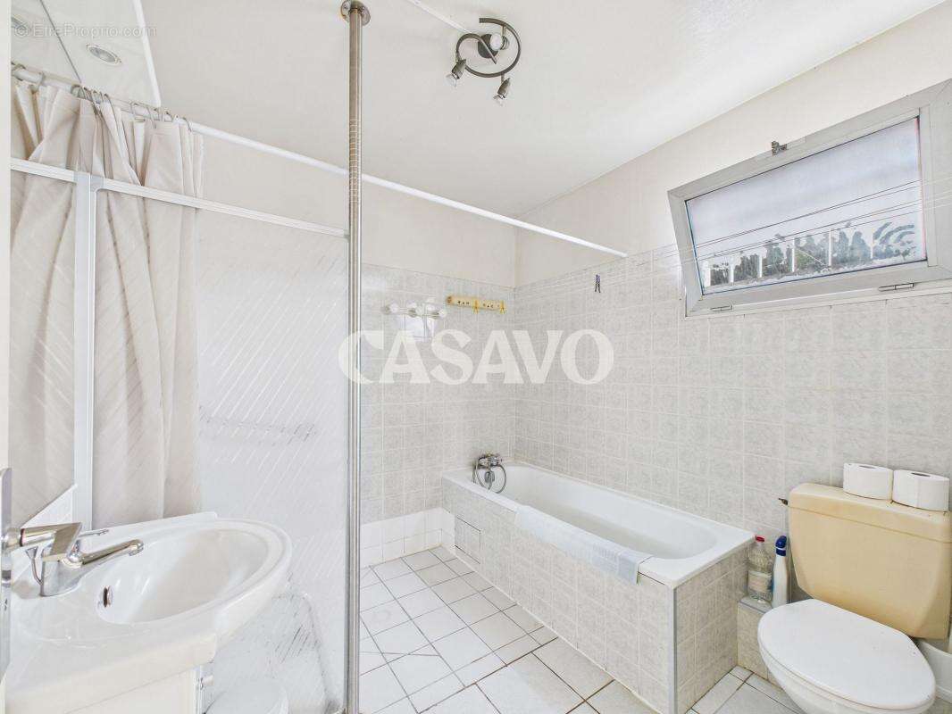 Maison à CHENNEVIERES-SUR-MARNE