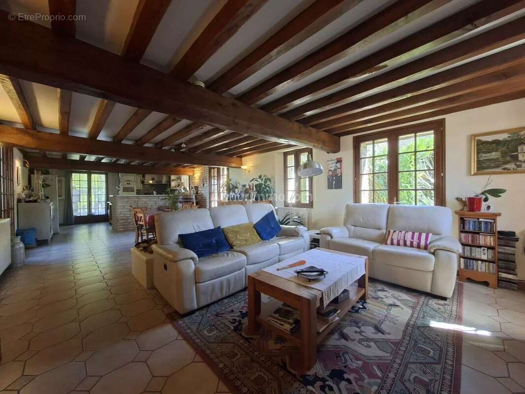 Vente Maison Gisors(27140) 370 000ï¿œ - photo 5