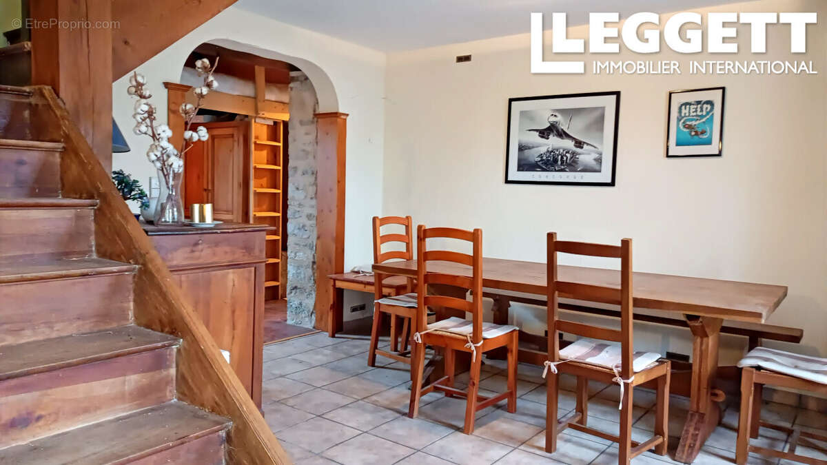 Maison à RILHAC-LASTOURS