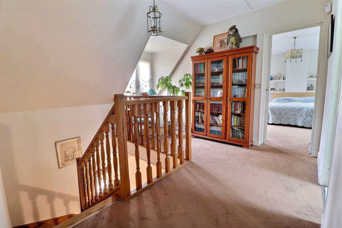 Maison à MAREIL-MARLY