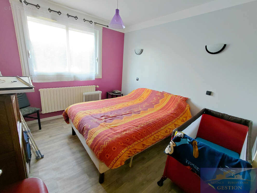 Lourdes, T3 de 70 m2 avec balcon et cave - photo 8