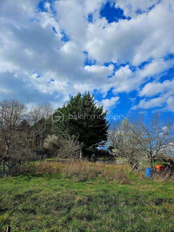 À SAISIR – Maison au calme avec fort potentiel à seulement 6 km de Clamecy 58500 ! - photo 12