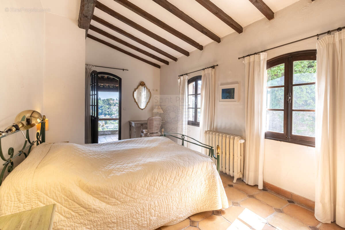 Maison à CAGNES-SUR-MER