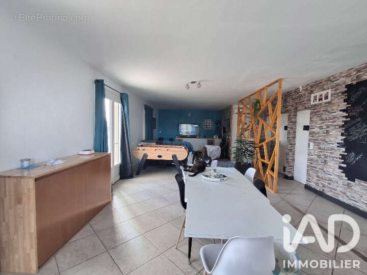 Maison 147 m² à Neuville-Sur-Brenne  - photo 2