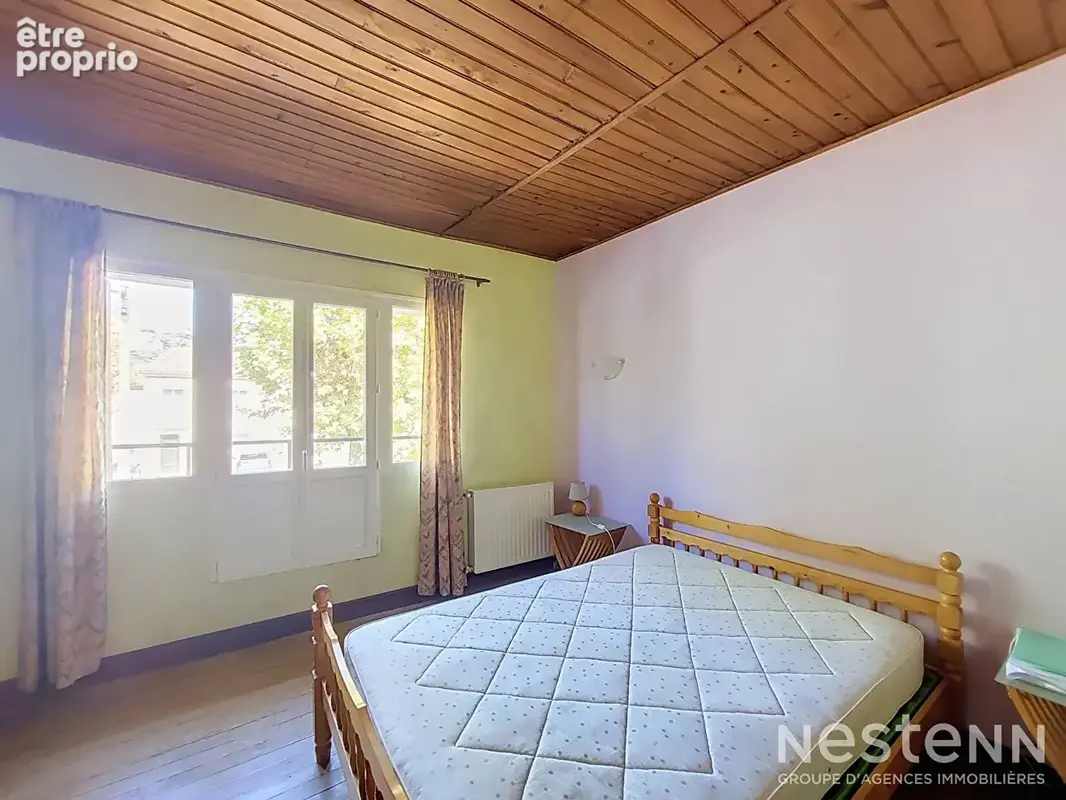 A Vendre Maison de 97 m² avec cour et garage proche du centre de Condom - photo 4