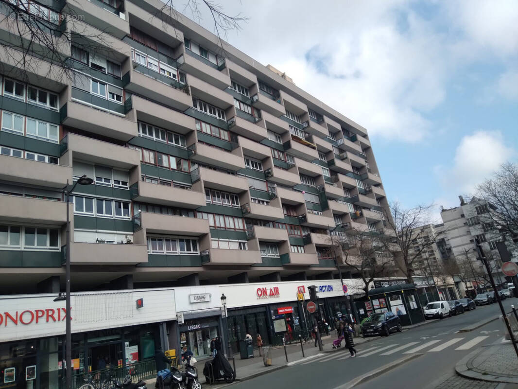 Appartement à PARIS-19E