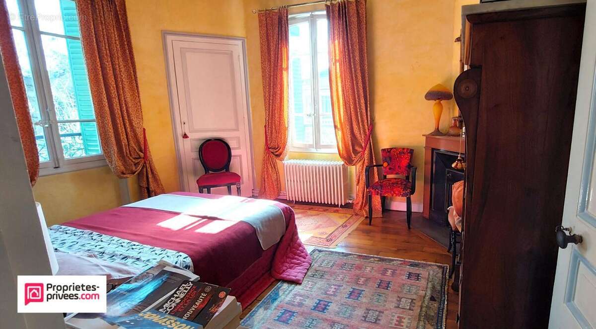 Maison à TASSIN-LA-DEMI-LUNE