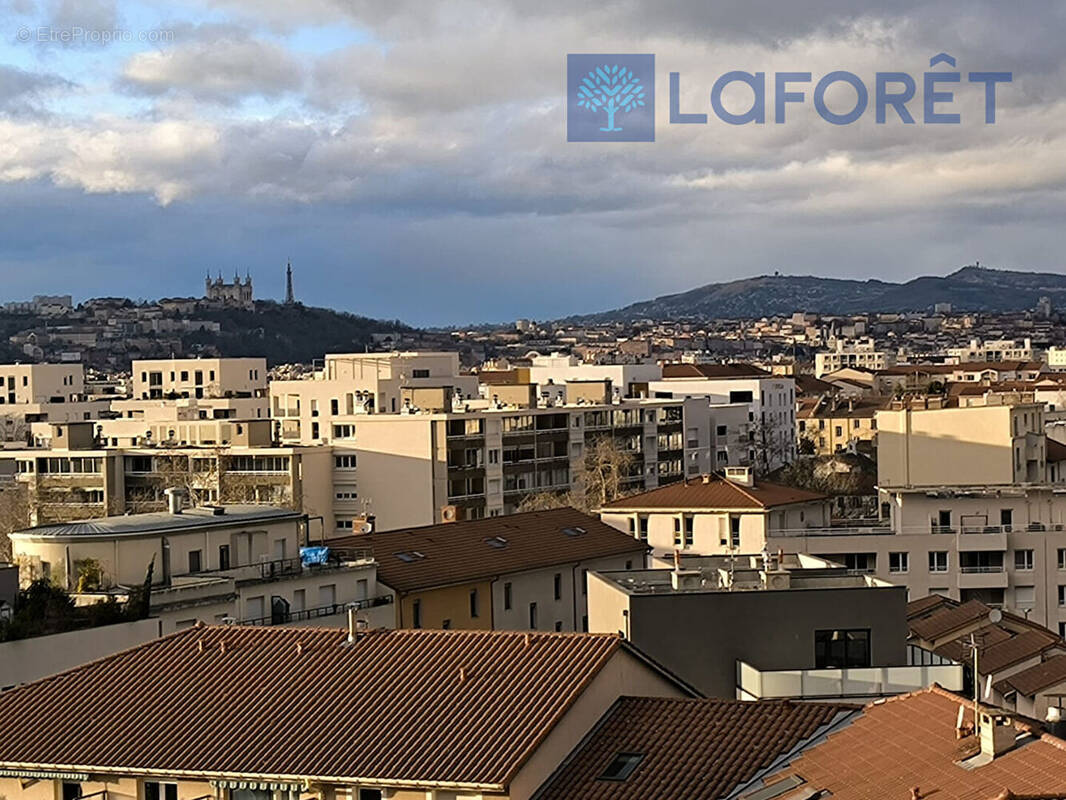 Appartement à LYON-8E