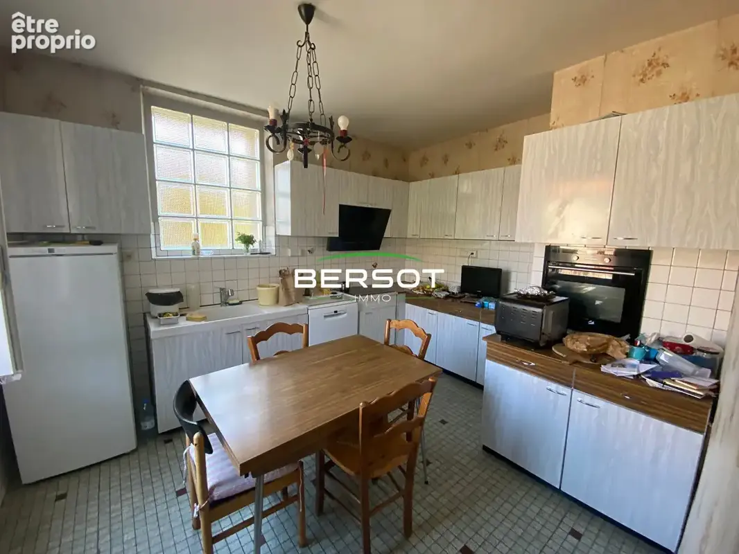 Port sur Saone, maison F7 avec Vaste dépendance - photo 3
