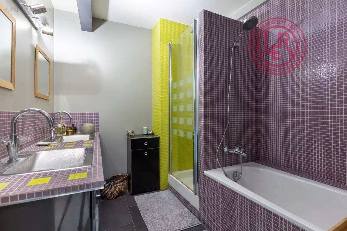 Appartement à PARIS-10E