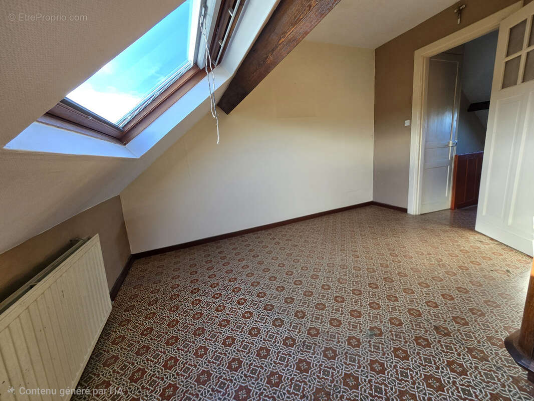 Maison à HALLENNES-LEZ-HAUBOURDIN