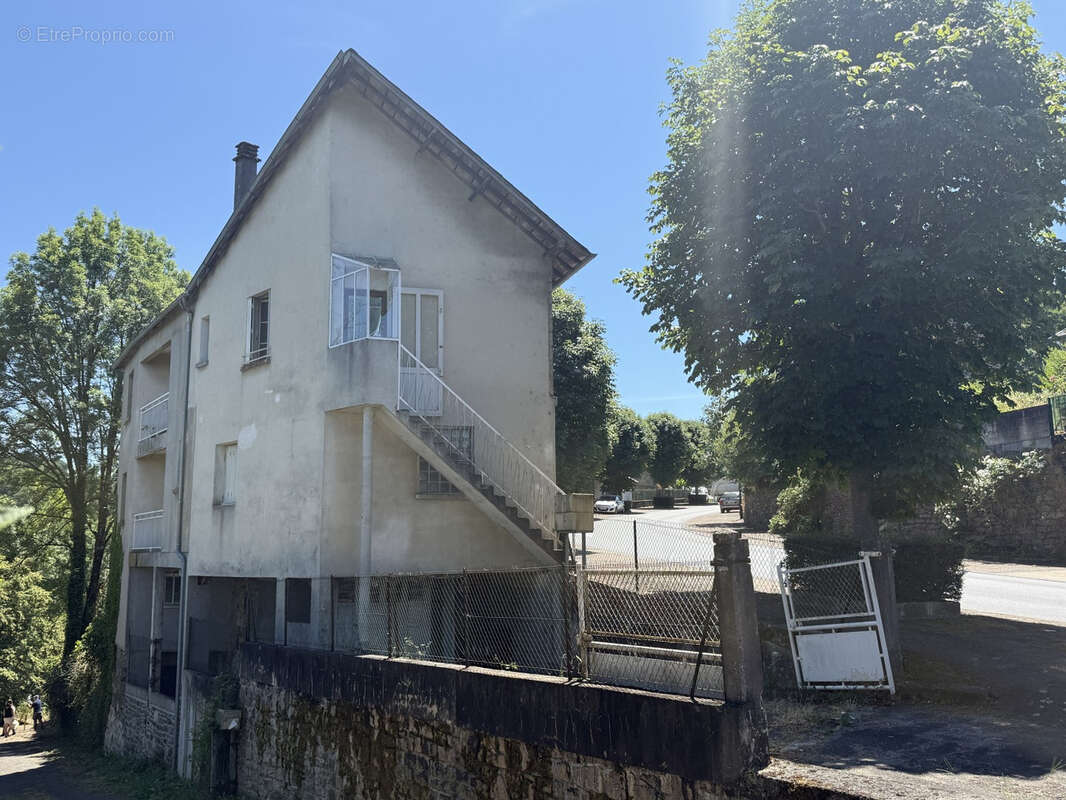 Appartement à UZERCHE