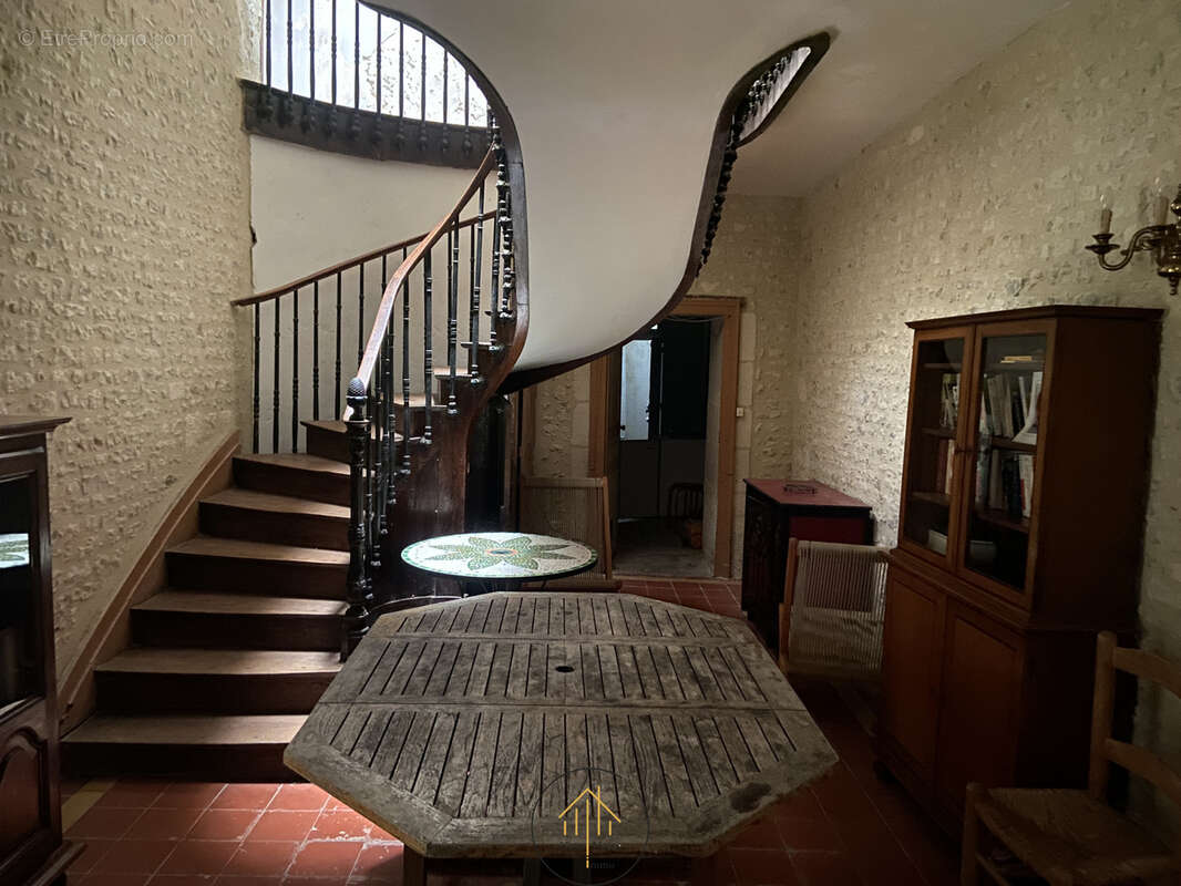 Maison à CHALAIS