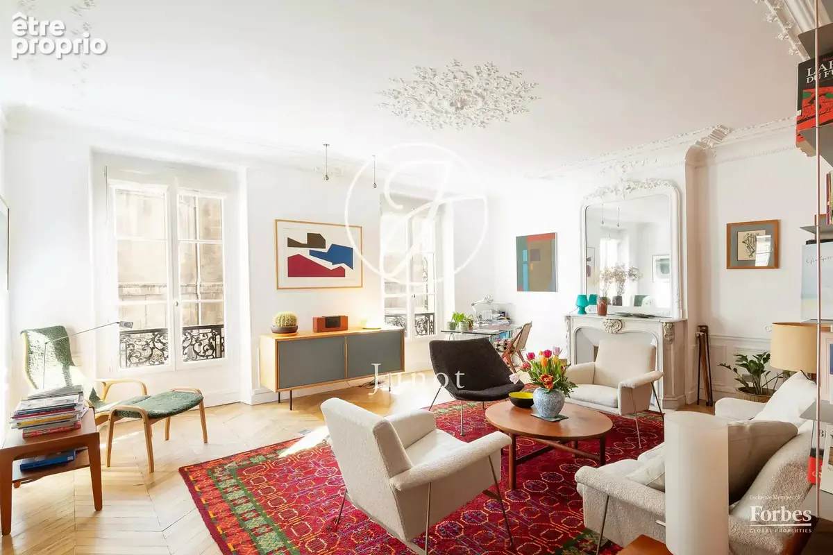 Paris 10e - SAINT-VINCENT DE PAUL - Appartement à vendre - 5 pièces - 114,04m² Carrez - 116,07m² au sol - 2 chambres - Vue dégag - photo 5