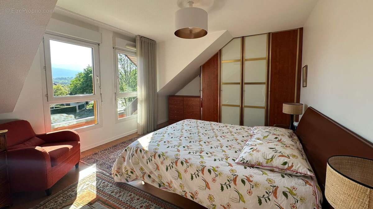 Appartement à METZ-TESSY