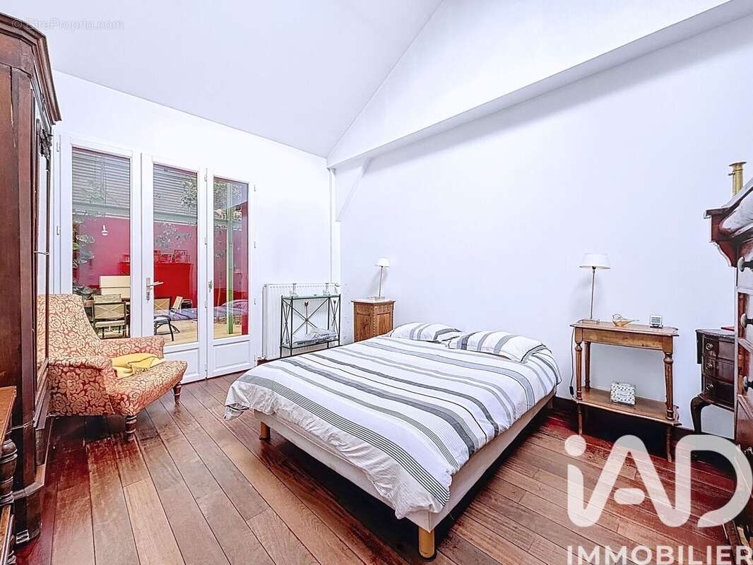 Photo 8 - Maison à SAINTRY-SUR-SEINE