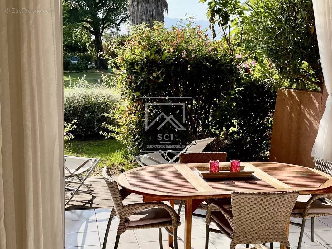 Appartement à LECCI